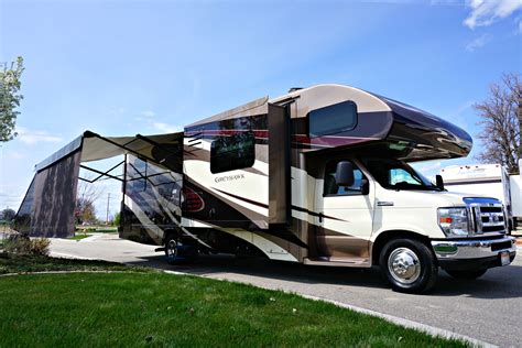 RV Rentals: Motorhomes, Trailers, Campers